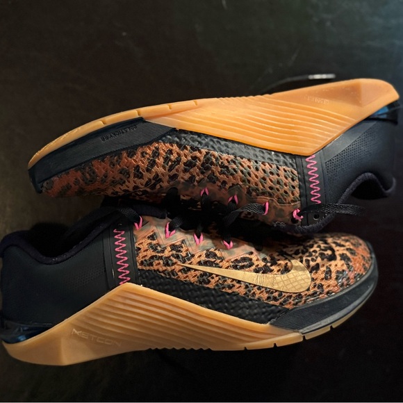 Nike Shoes - Nike Women's Leopard Print Athletic Shoes in Black, Tan & Gold